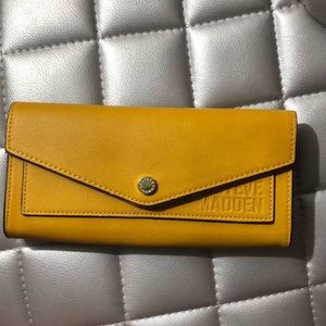 Steve Madden wallet